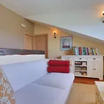 Tajina Kuca Villa